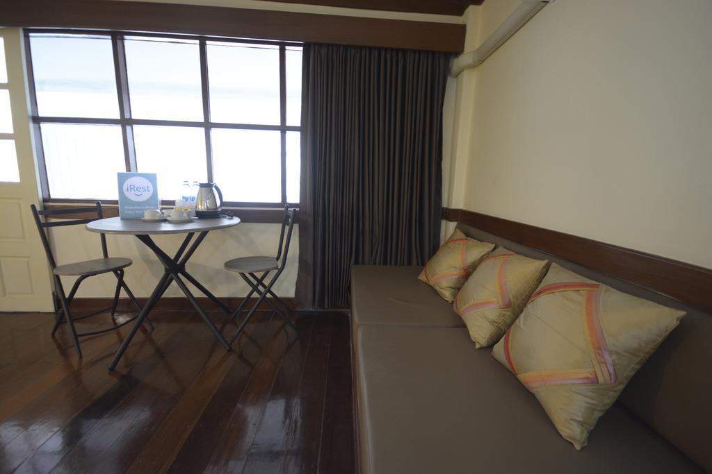 Hostel Irest Ao Nang Seafront Exteriér fotografie