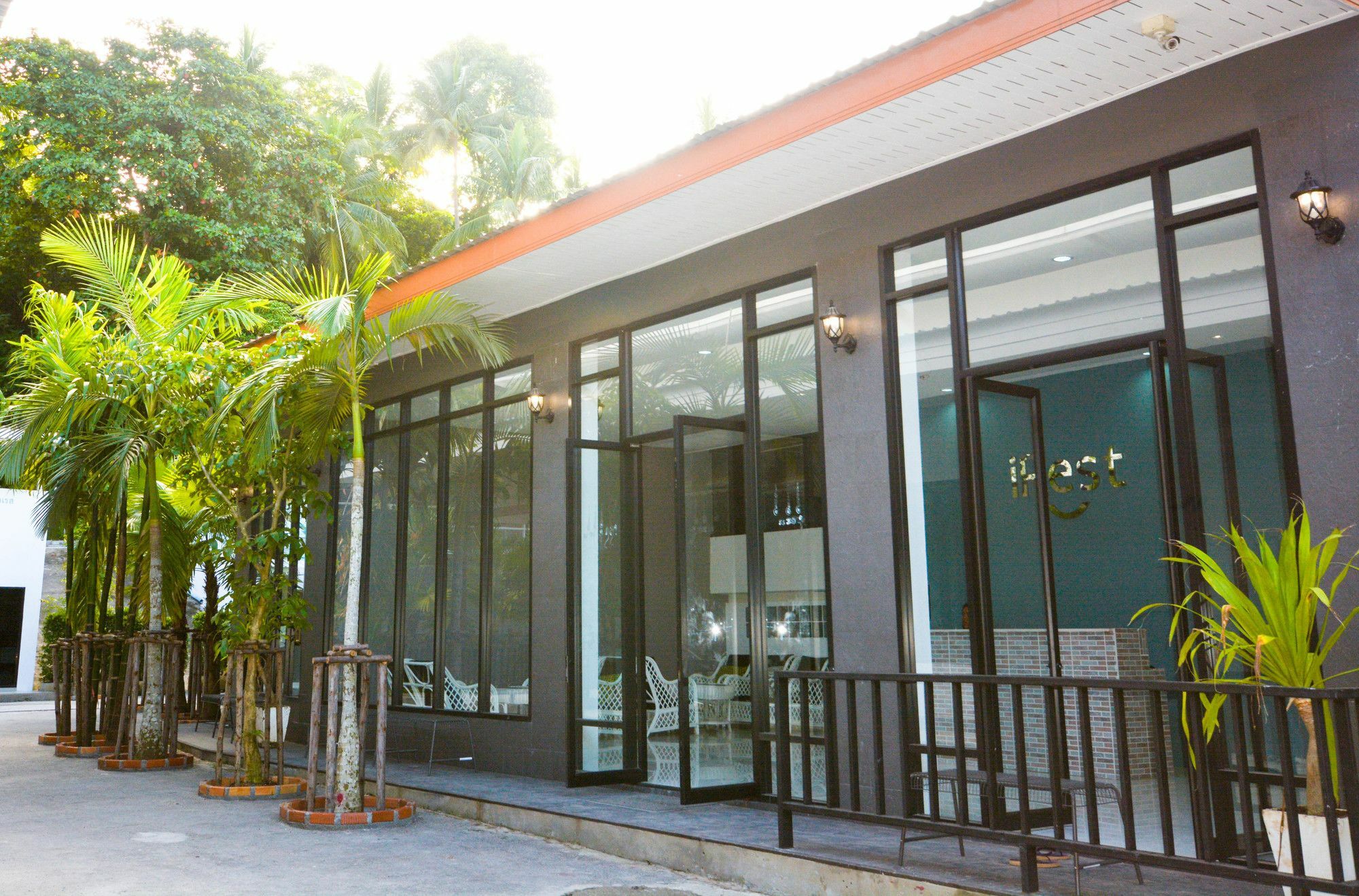 Hostel Irest Ao Nang Seafront Exteriér fotografie
