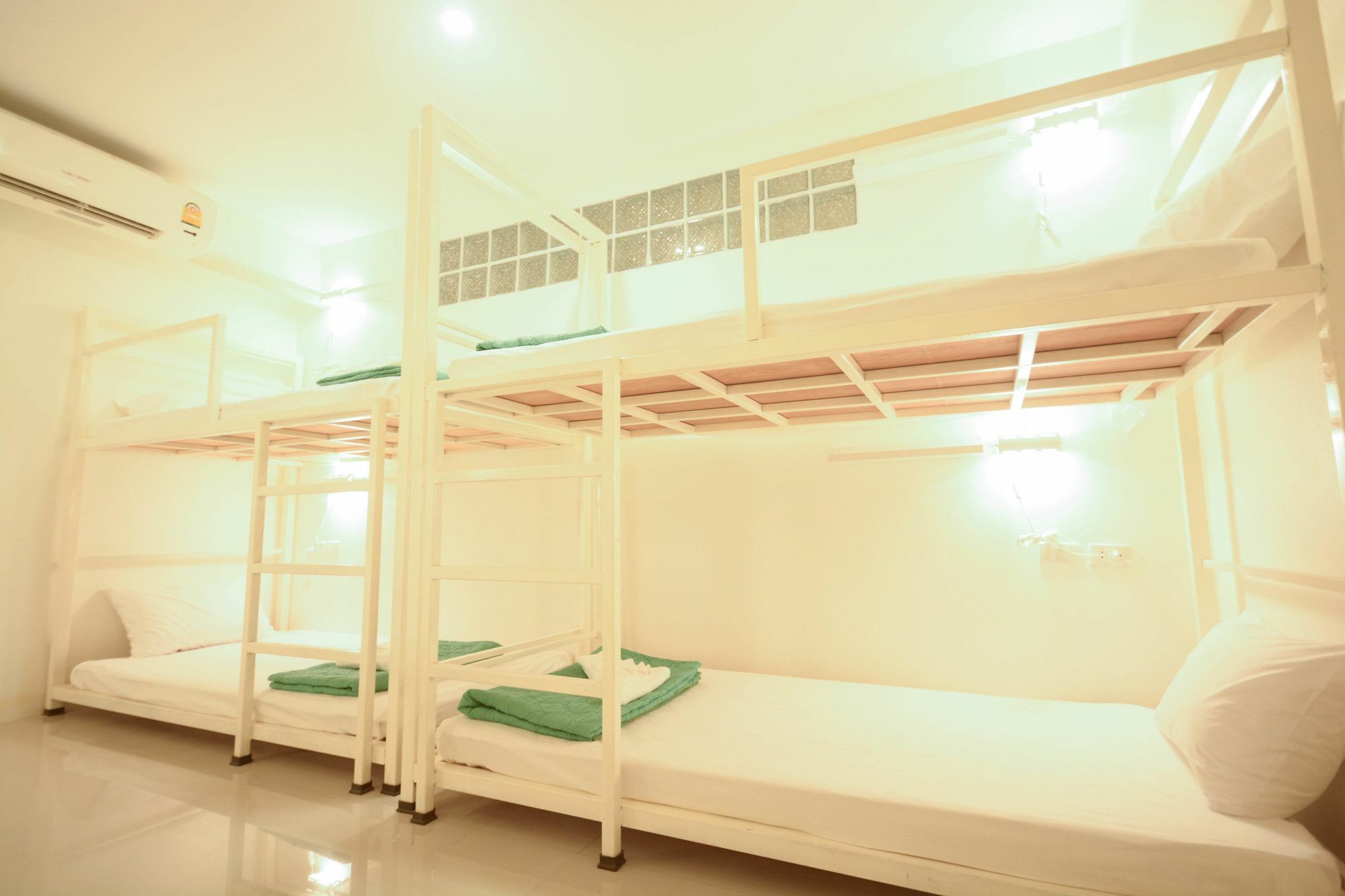 Hostel Irest Ao Nang Seafront Exteriér fotografie