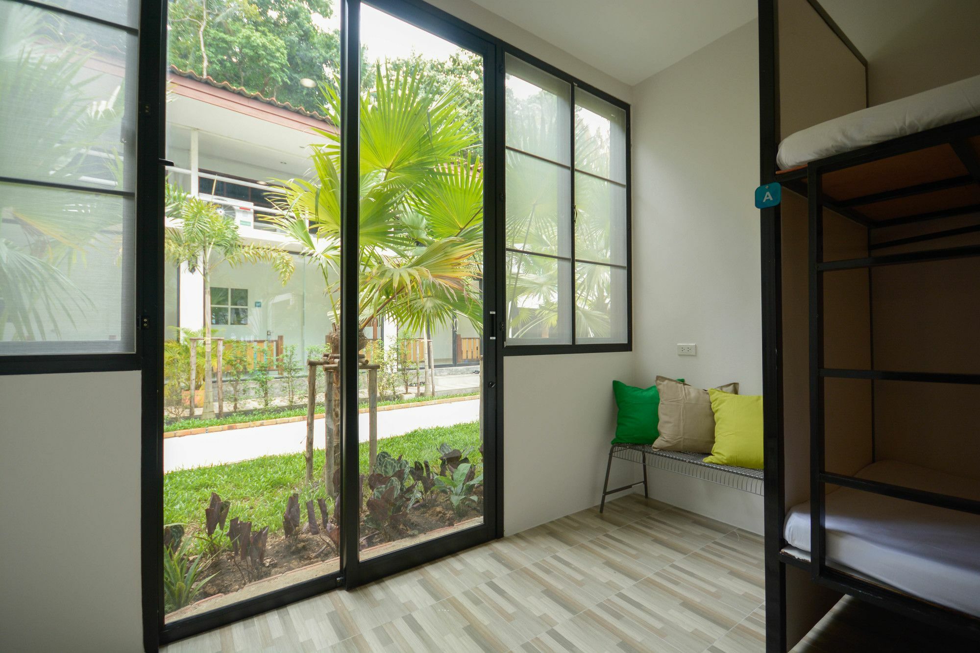 Hostel Irest Ao Nang Seafront Exteriér fotografie
